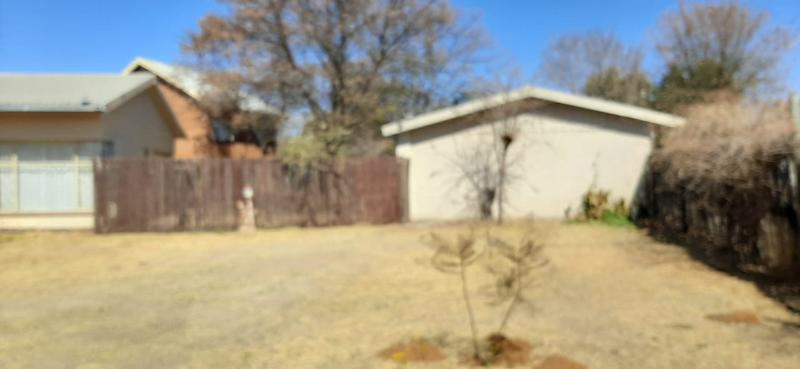 7 Bedroom Property for Sale in Odendaalsrus Free State